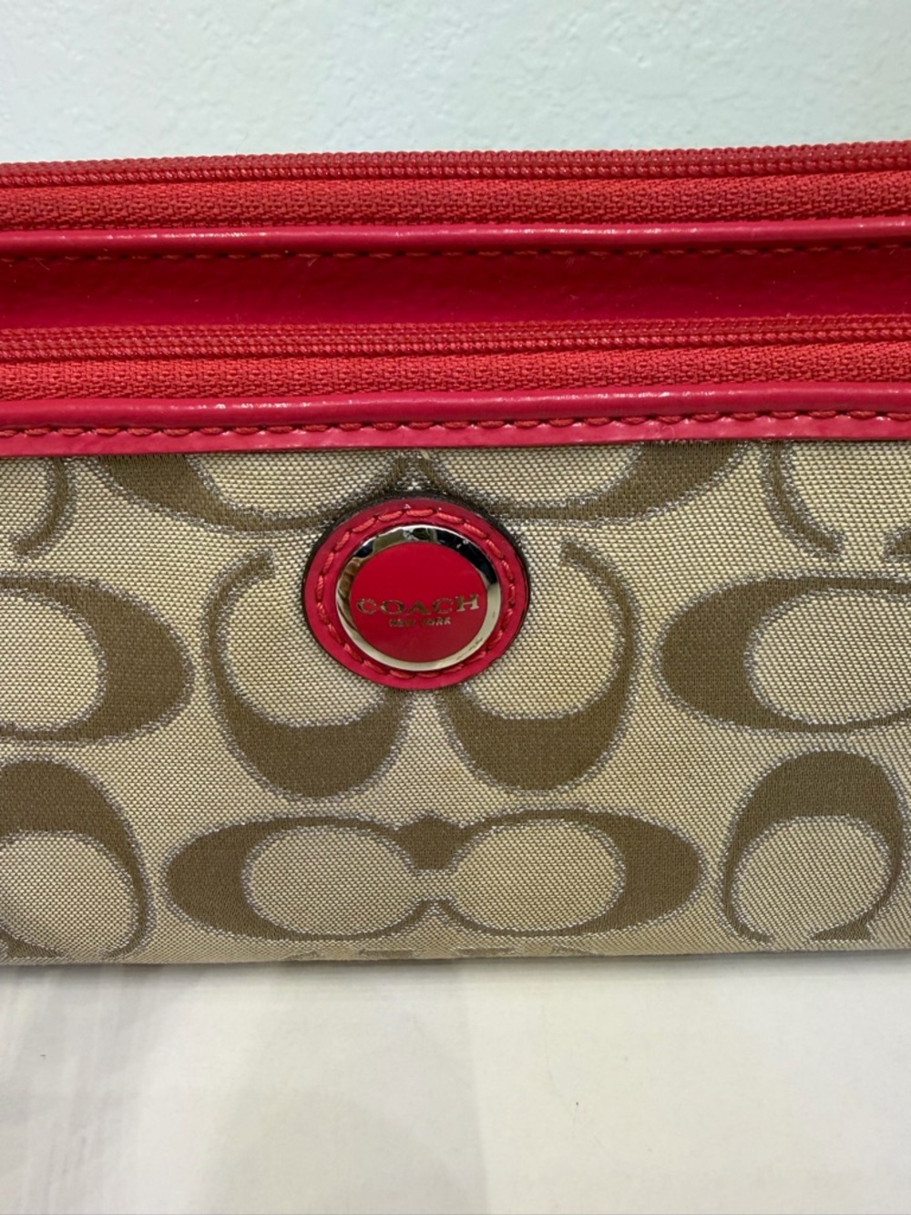 Coach Signature C’s Canvas Wristlet with Pink Trim - Picture 4 of 13